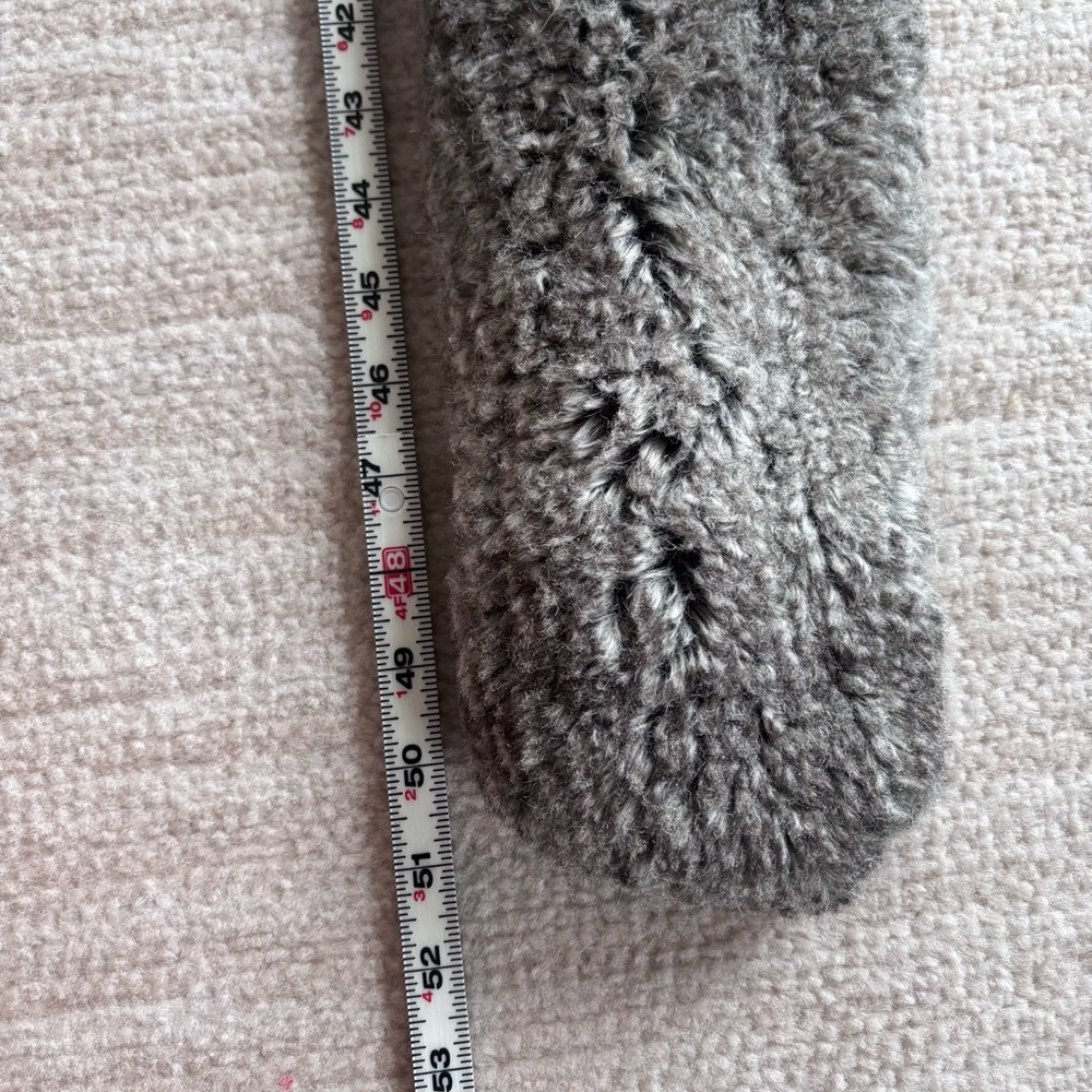 Restoration Hardware Plush Gray Faux Fur Accessory - Picture 11 of 12